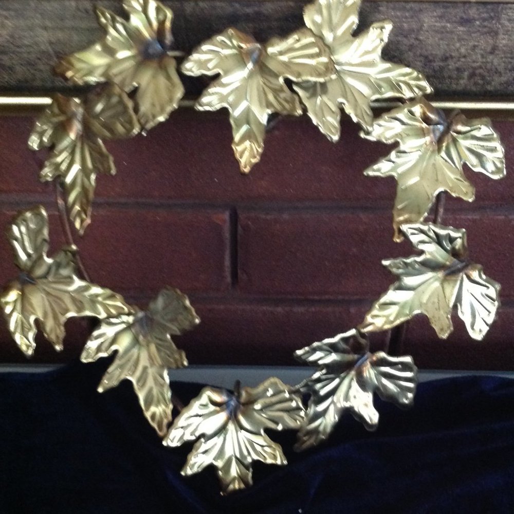 Heart Shaped Metal Gold Colored Leaf Wreath
